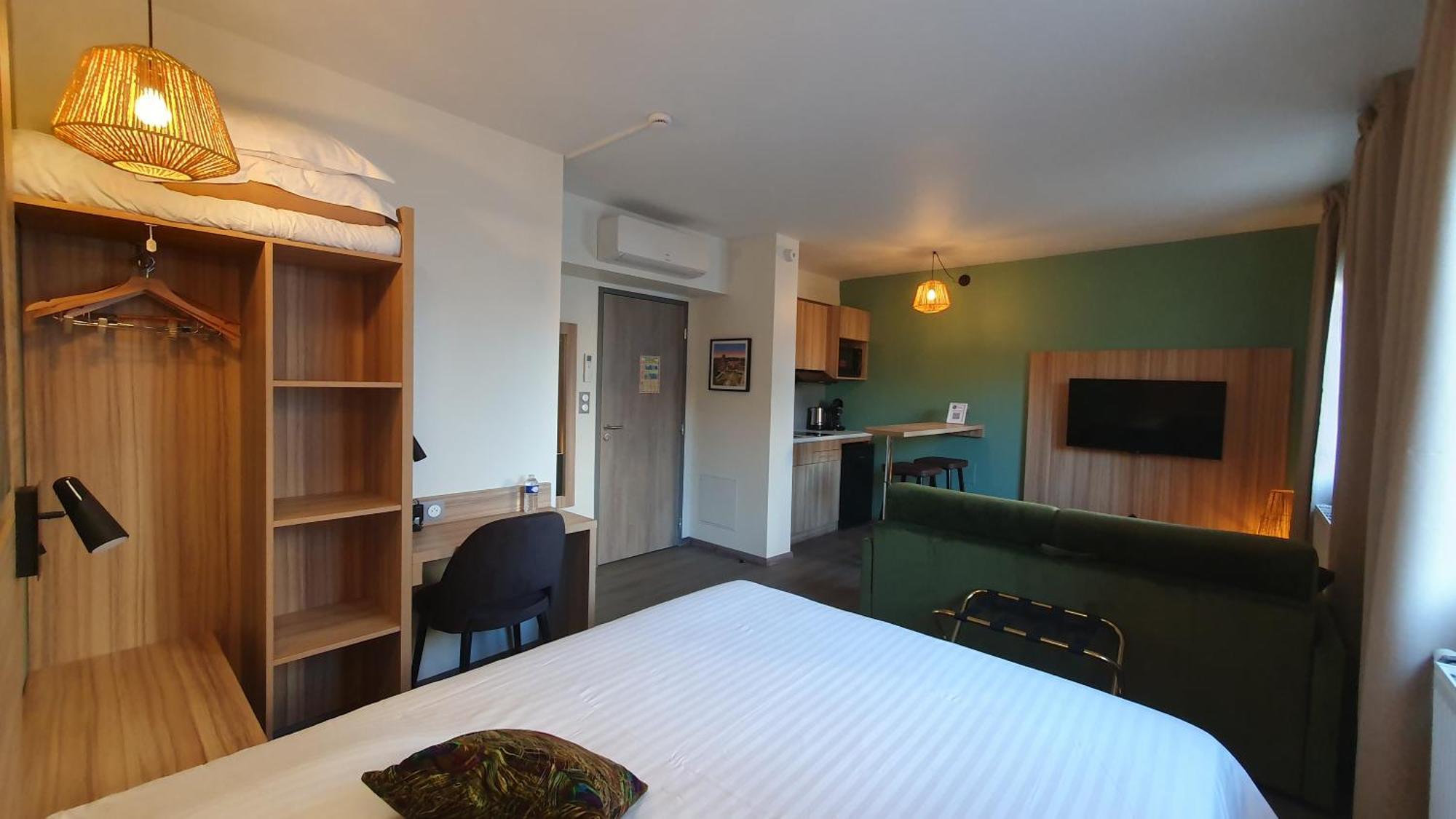Logis Hotel - Les Pasteliers Lavaur  Eksteriør billede