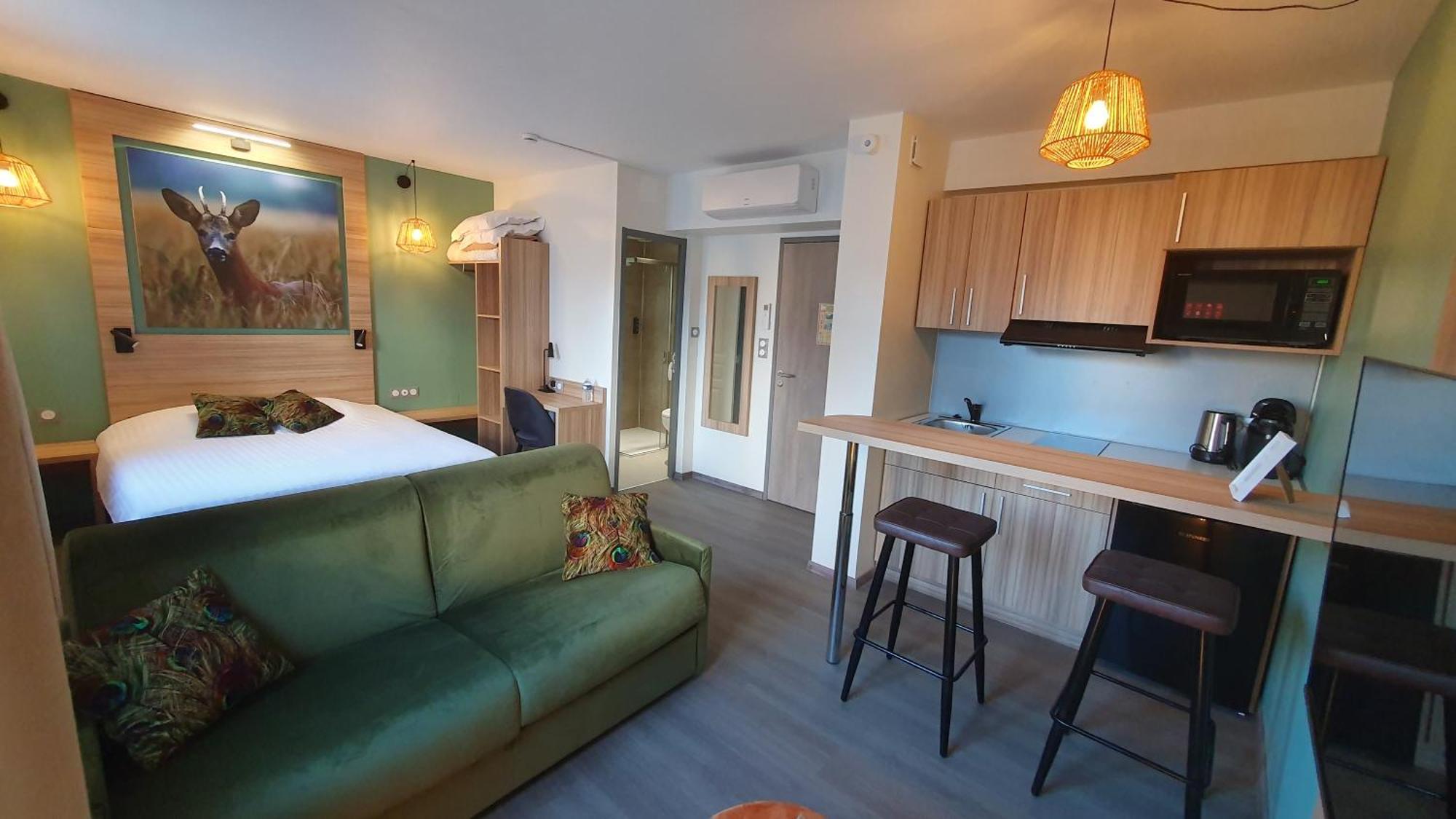 Logis Hotel - Les Pasteliers Lavaur  Eksteriør billede
